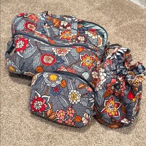 Vera Bradley Floral Quilted travel Set - Gray and Multicolor